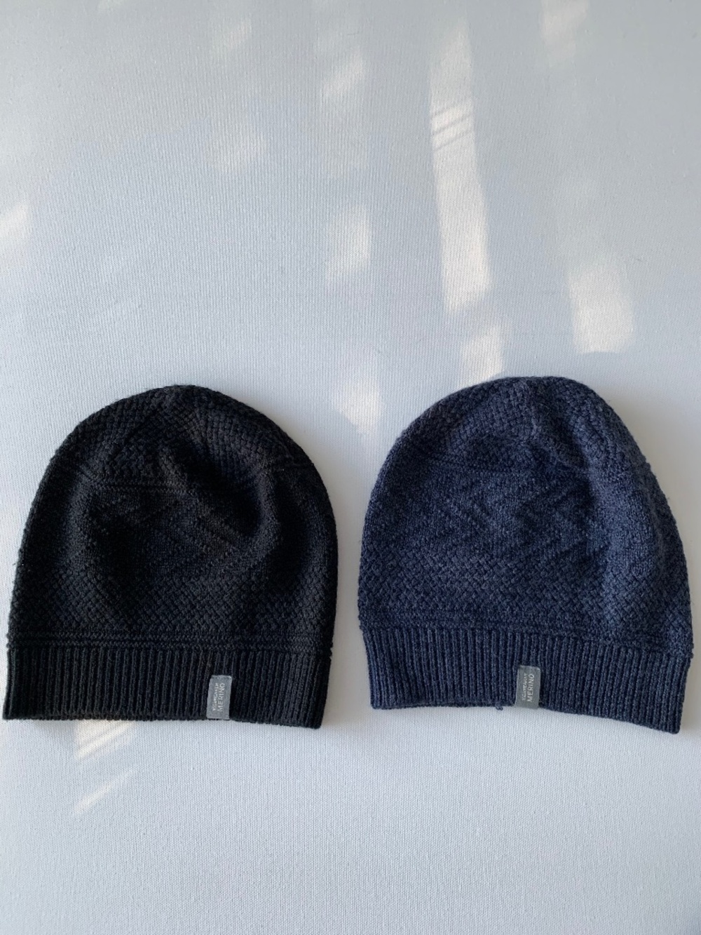 ICEBREAKER TOQUE BEANIE BUNDLE IN BLACK AND BLUE